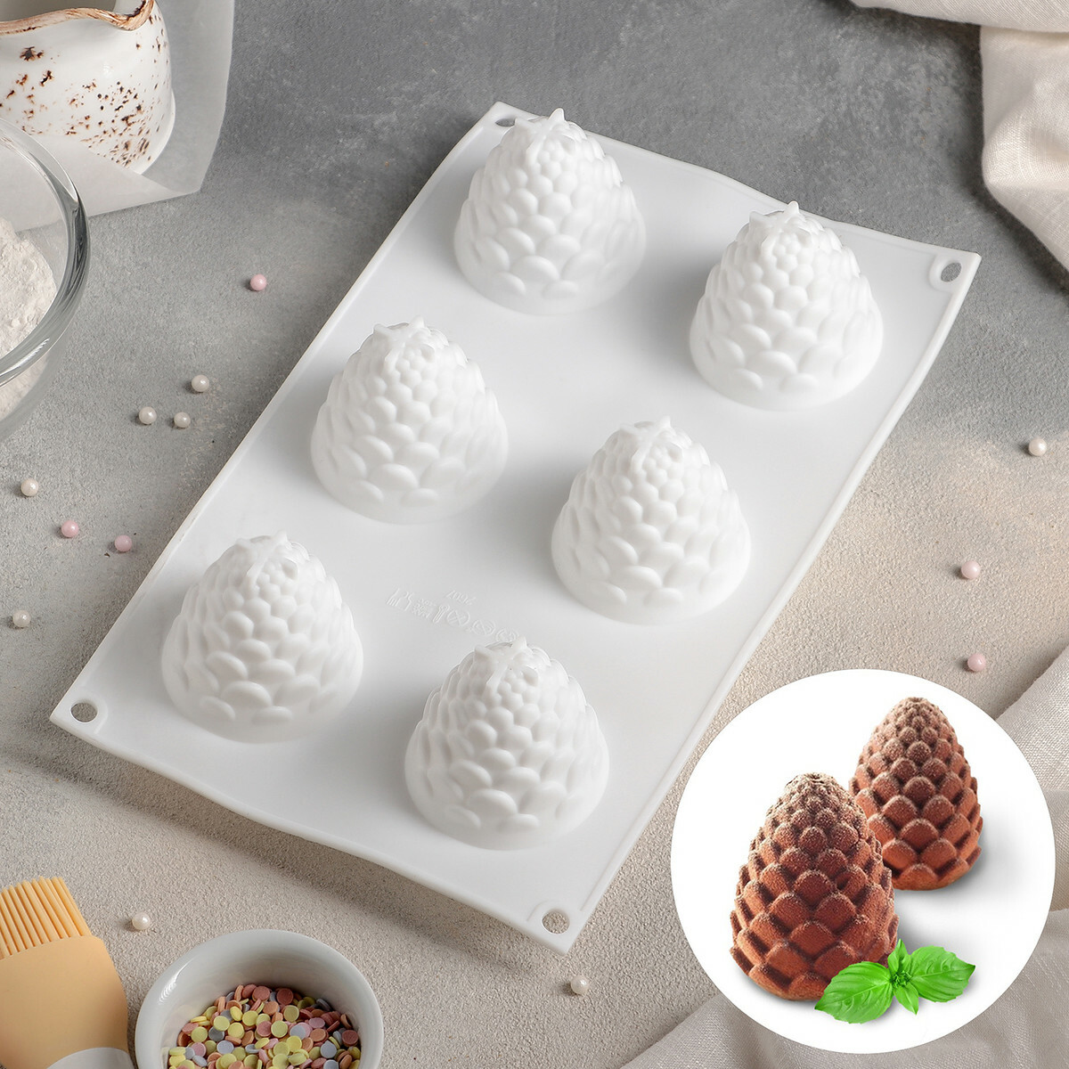 Форма для муссовых десертов и выпечки «Шишка», 27×16.8 см, 6 ячеек (d=5 см), цвет белый