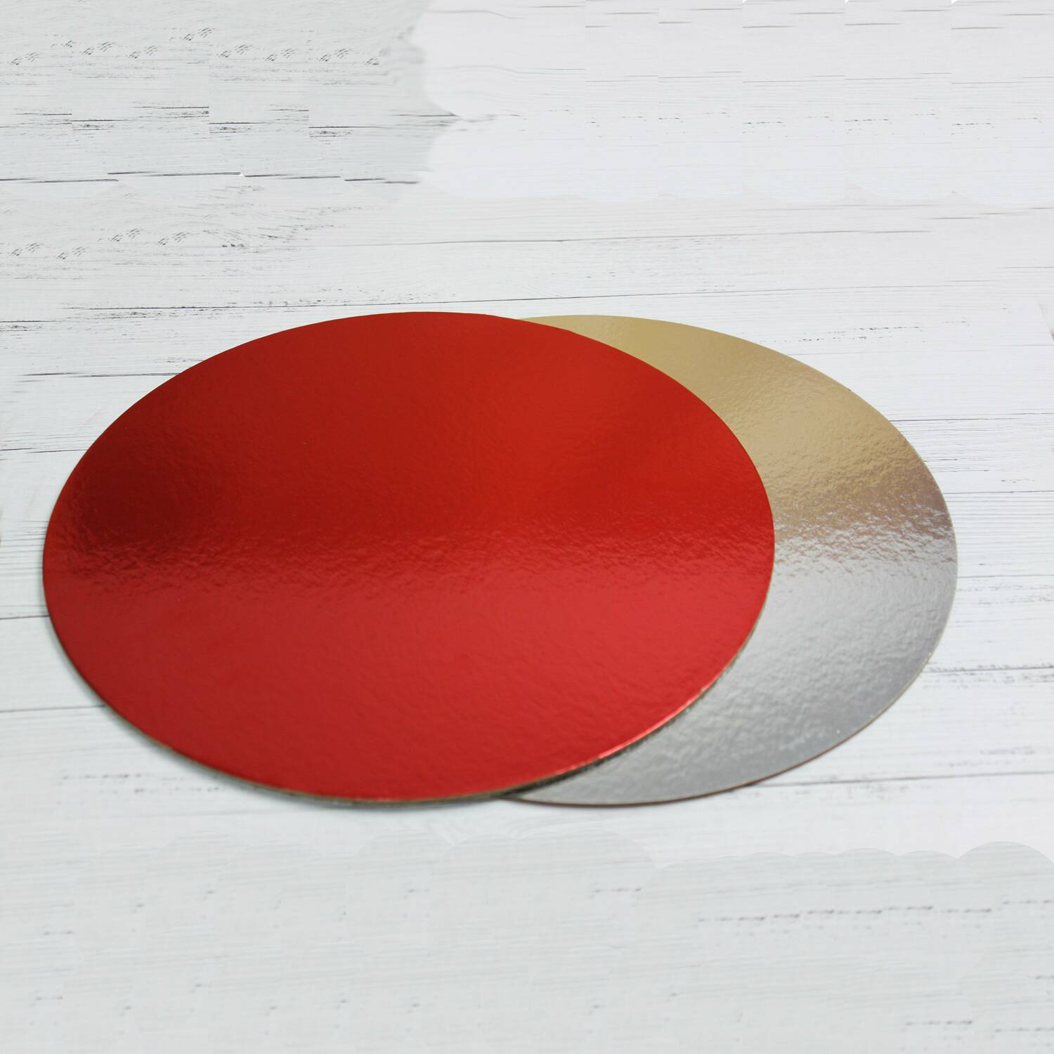Подложка для торта круглая (красная/серебро) 30 см, толщ. 3.2 мм