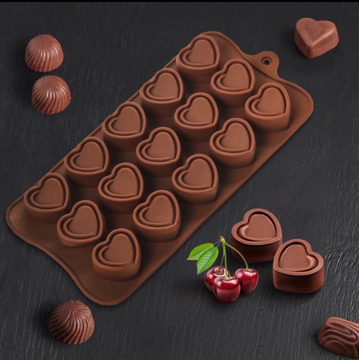 Форма для льда и шоколада «Сладкое сердце», 22×10.5 см, 15 ячеек (2.2×2.8 см), цвет шоколадный