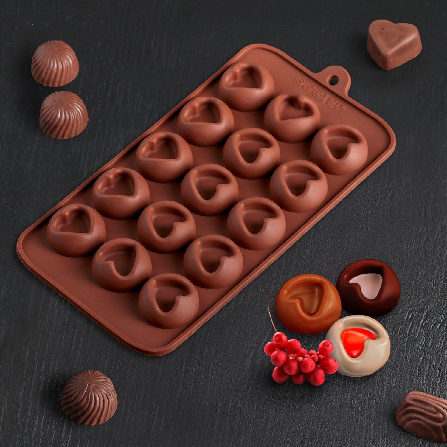 Форма для льда и шоколада «Сердце», 23.2×12×1 см, 15 ячеек, цвет шоколадный