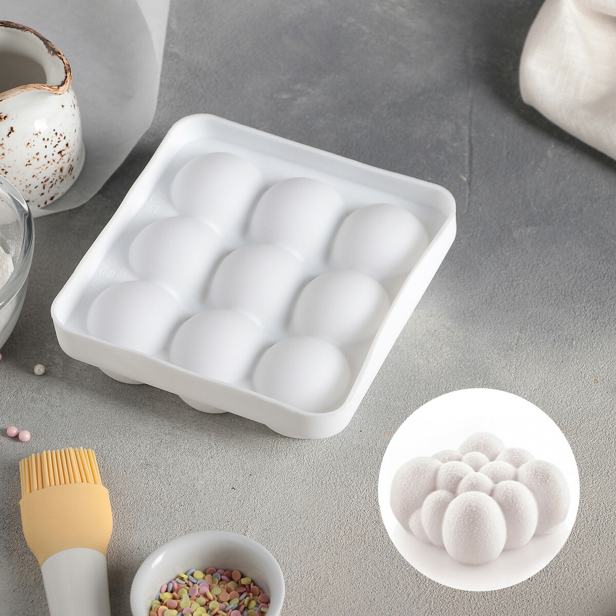 Форма для муссовых десертов и выпечки «Сладкие шарики», 14.8×4.1 см (внутренний размер 12.5×12.5 см), цвет белый