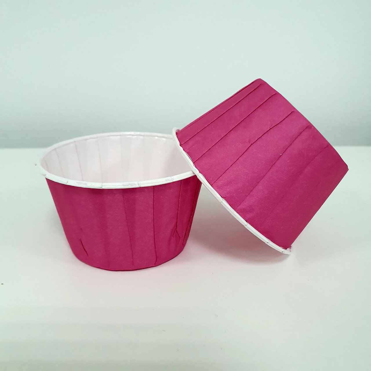 Формы бумажные «Маффин», 50×40 мм, с ламинацией (Ярко-розовые)