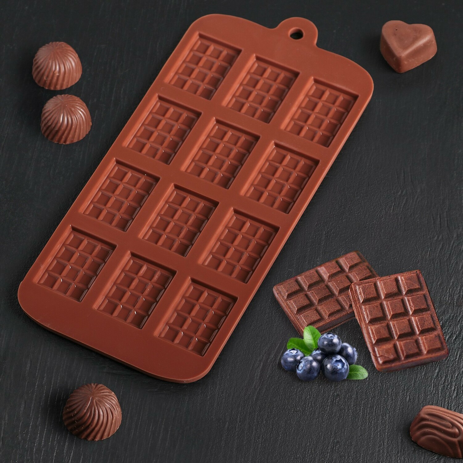 Форма для шоколада «Плитка», 21×11 см, 12 ячеек, 2.7×3.9 см, цвет шоколадный